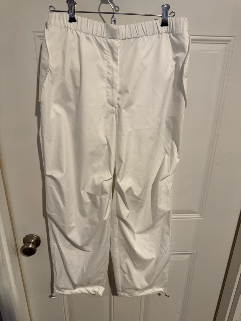 Aritzia Babaton cargo pants